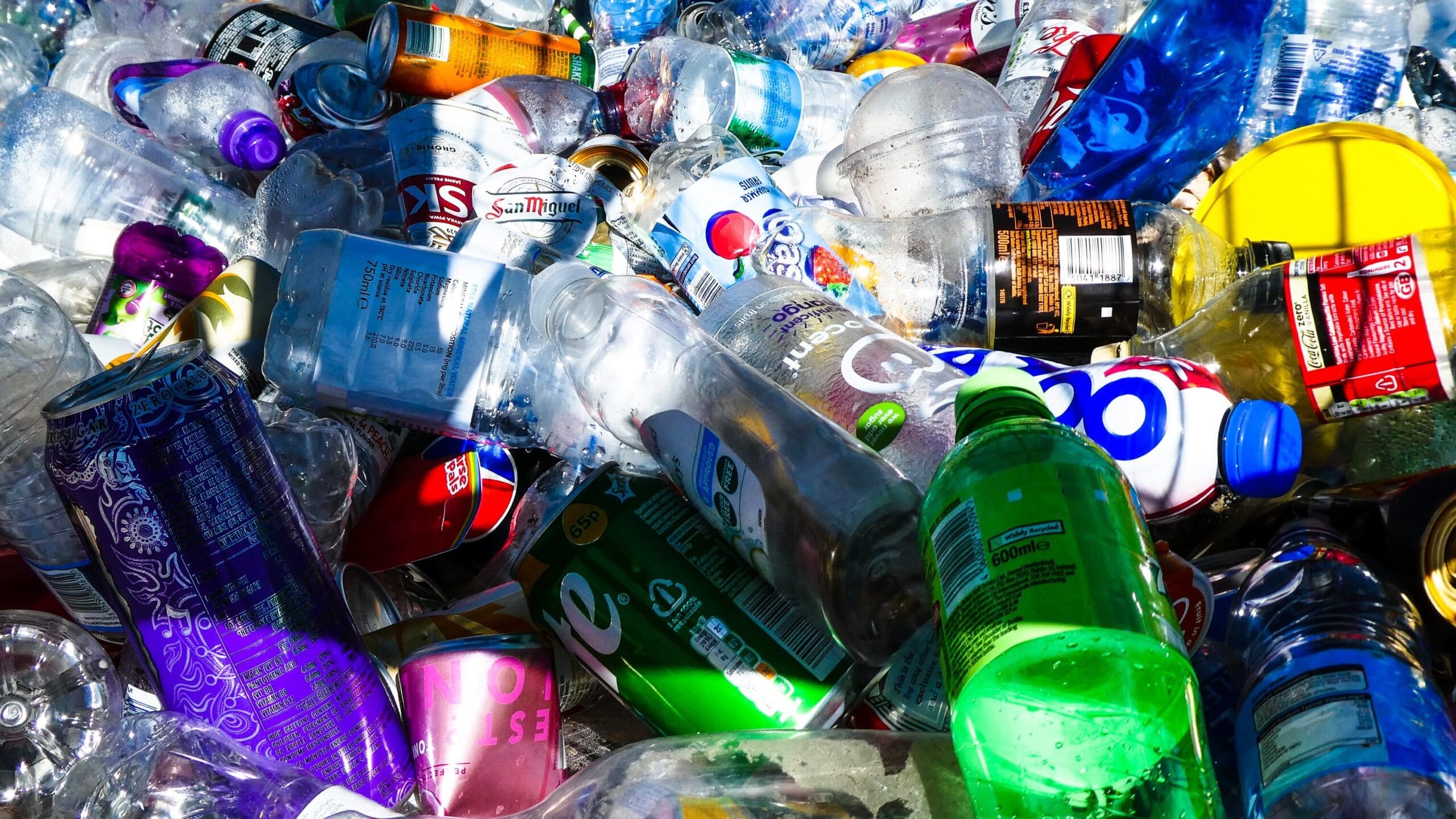 Mixture of cans and plastic bottles in recycling